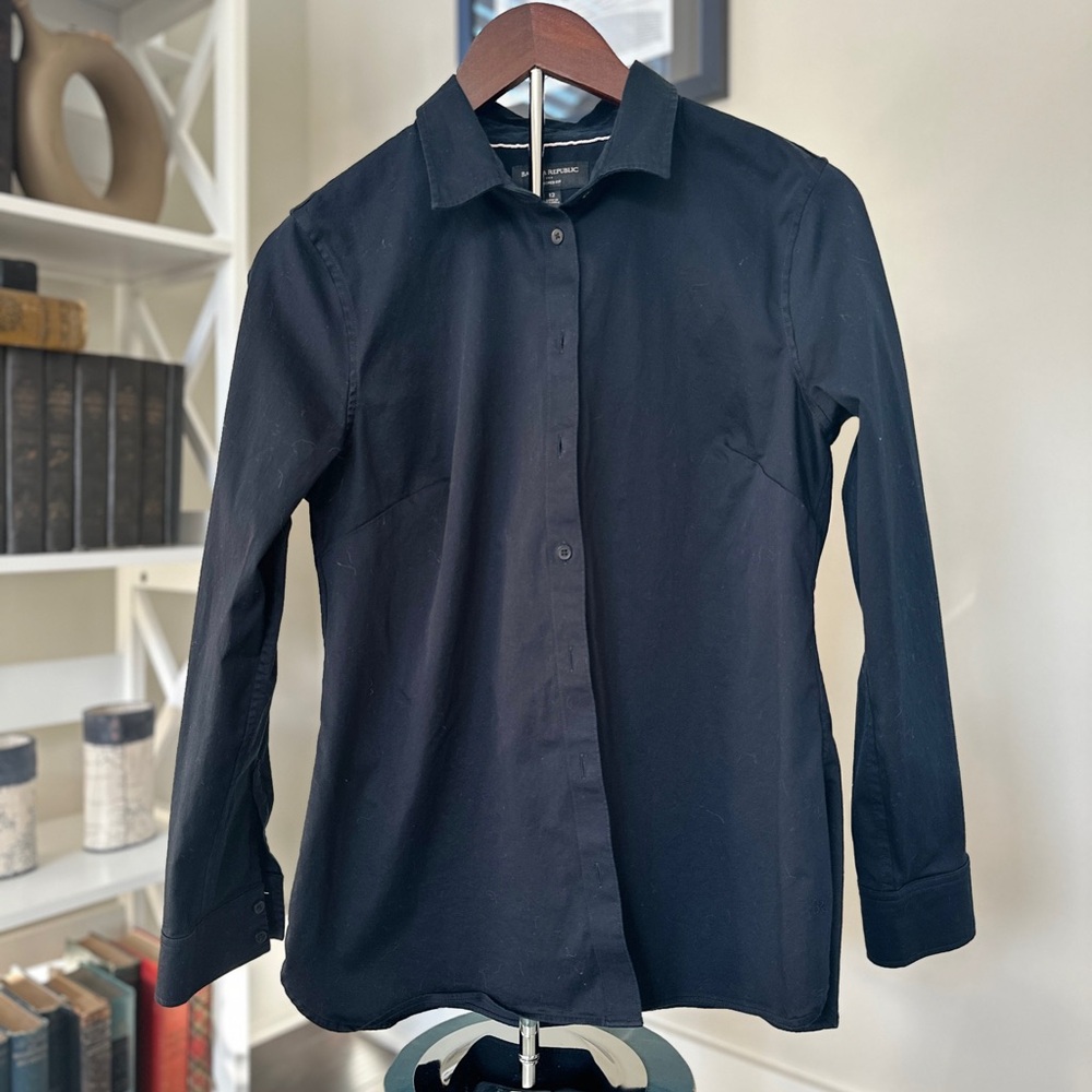 Banana Republic Black Button-Up Shirt